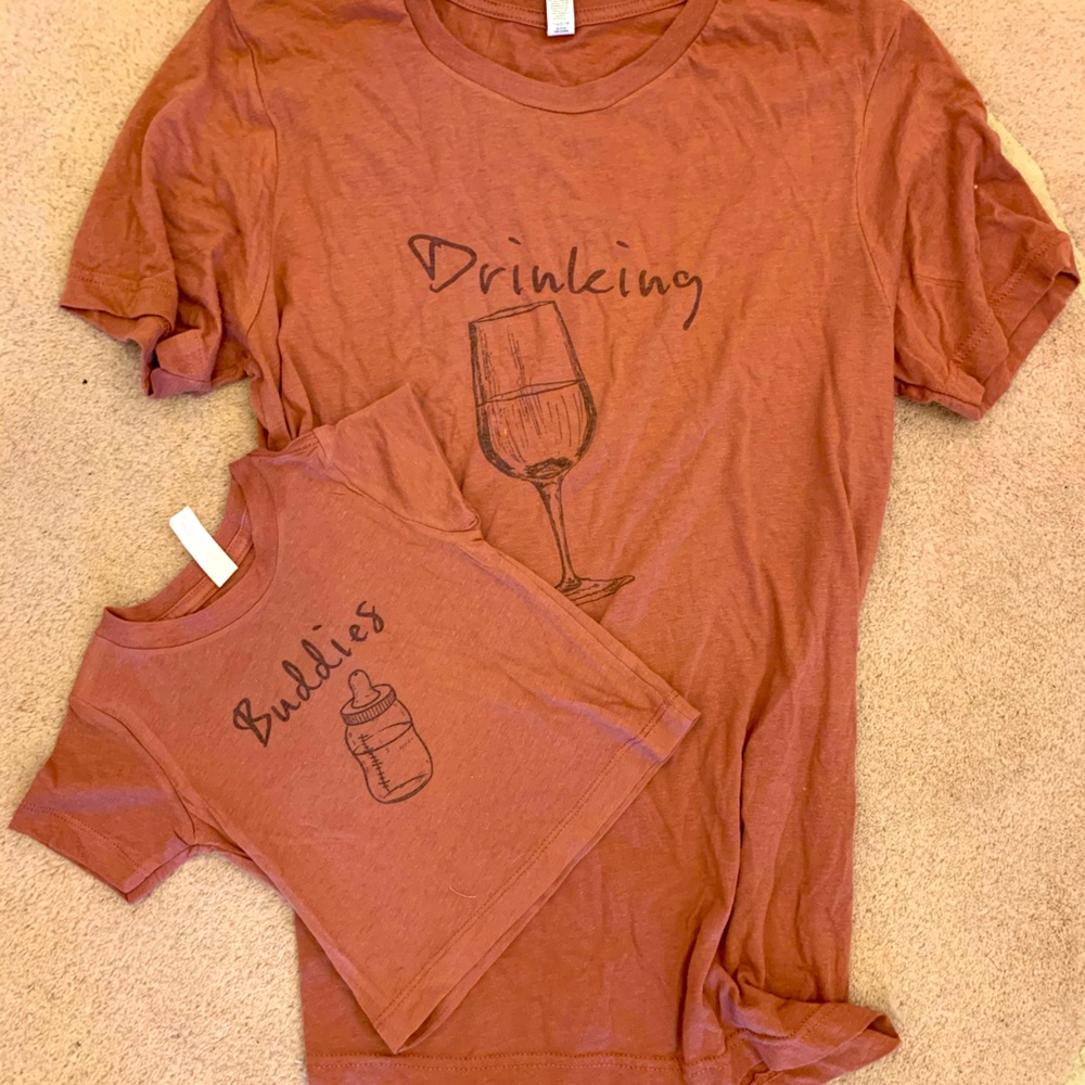 Mama and Baby matching “drinking buddies”
